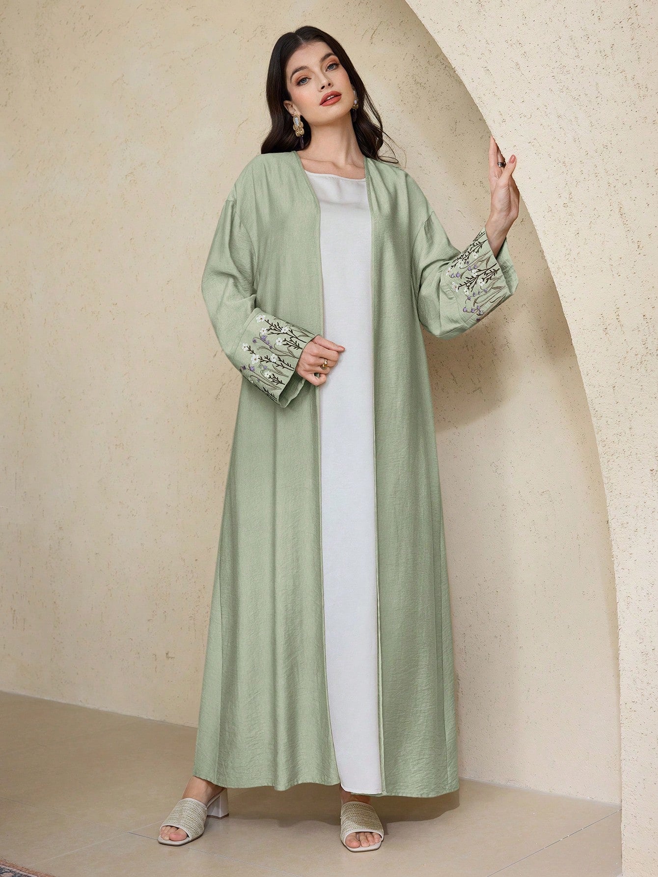 Abaya Noor