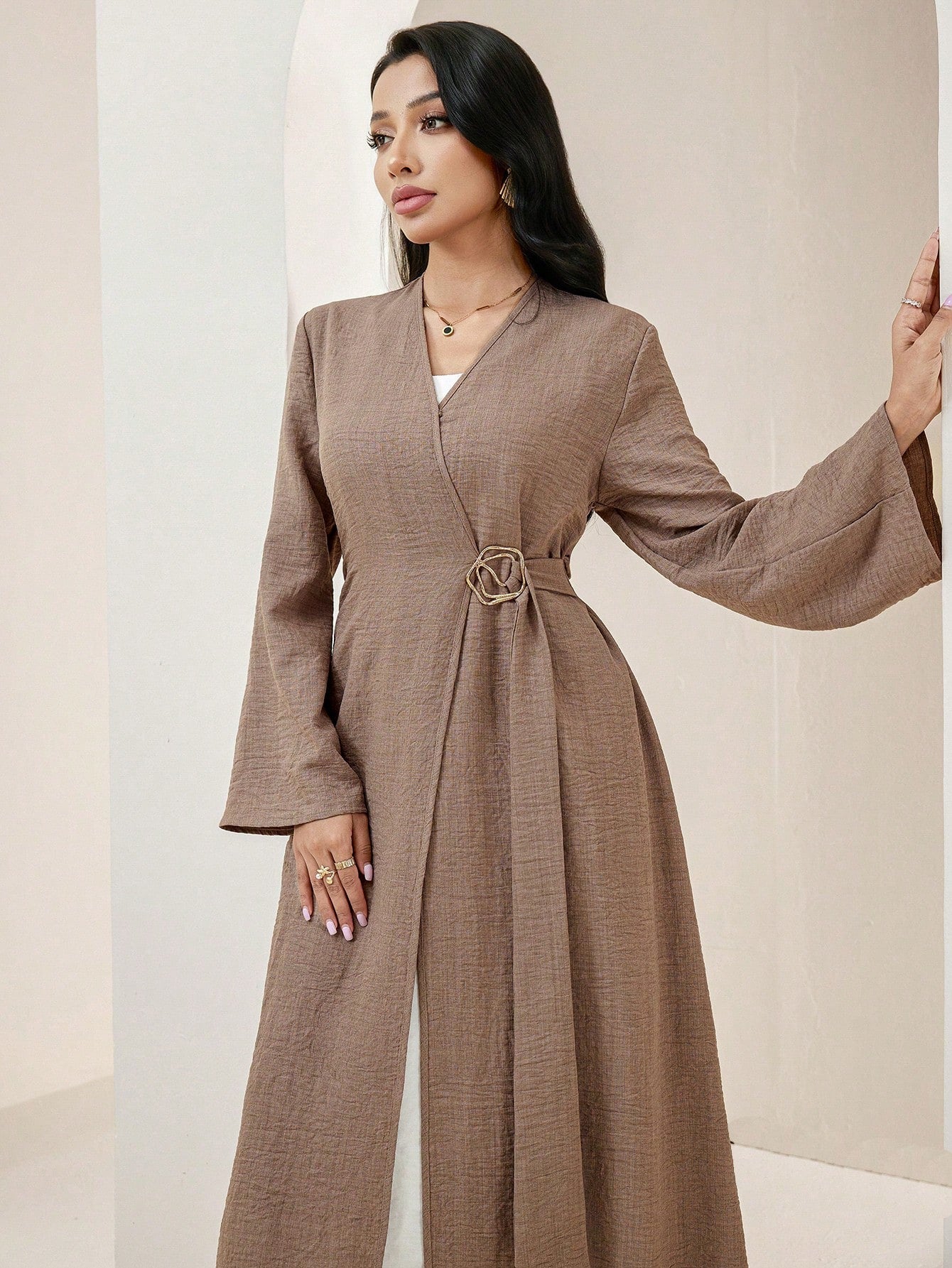 Abaya Lina